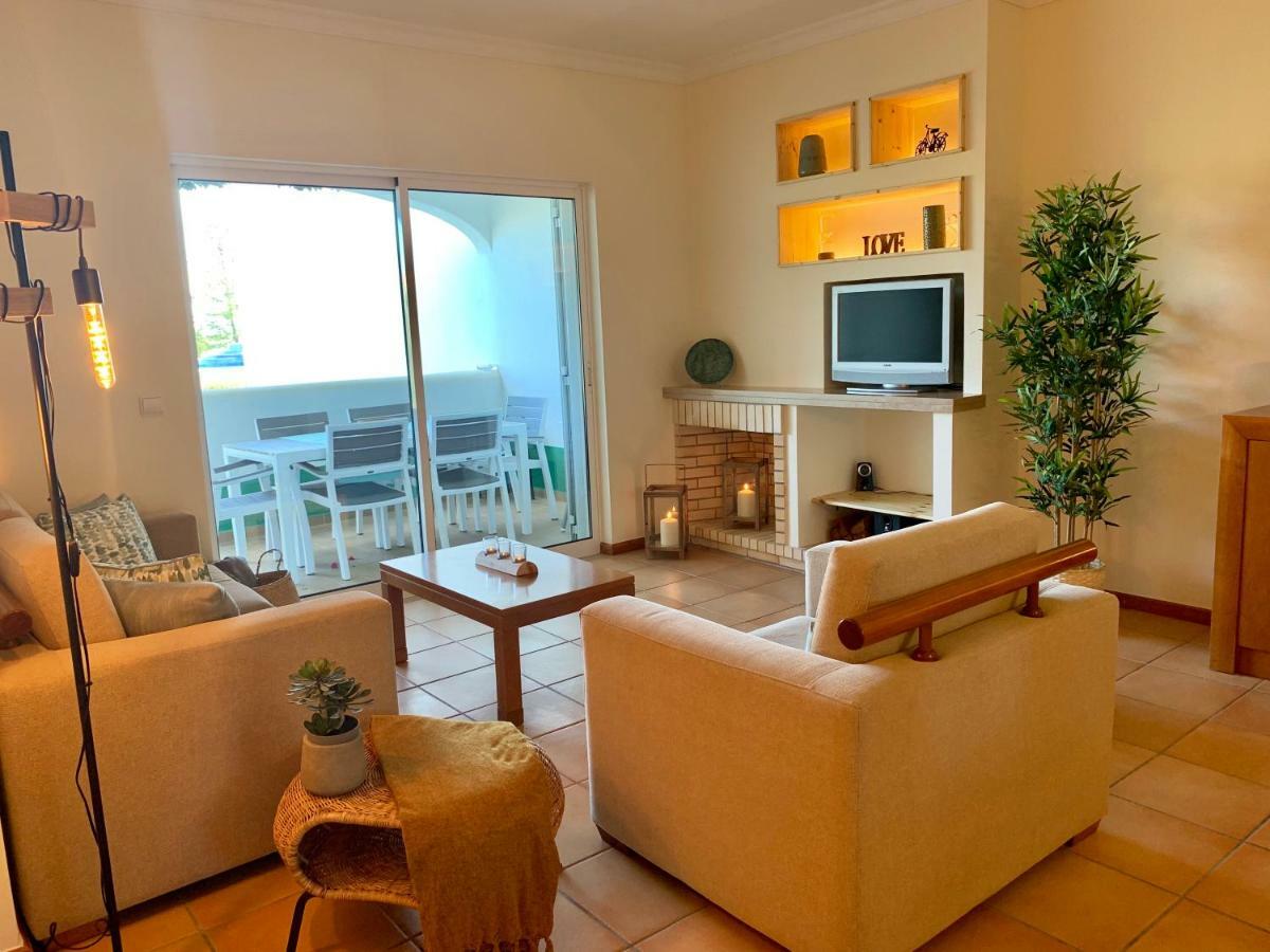 Charming Apartment With Private Garden & Pool Виламура Екстериор снимка