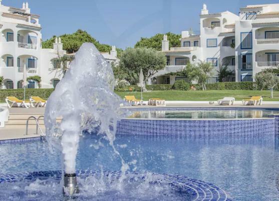 Charming Apartment With Private Garden & Pool Виламура Екстериор снимка