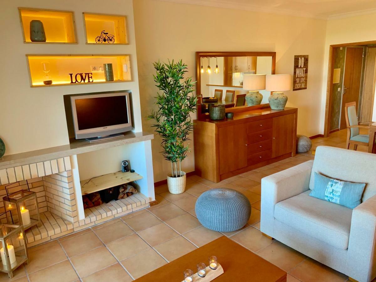 Charming Apartment With Private Garden & Pool Виламура Екстериор снимка